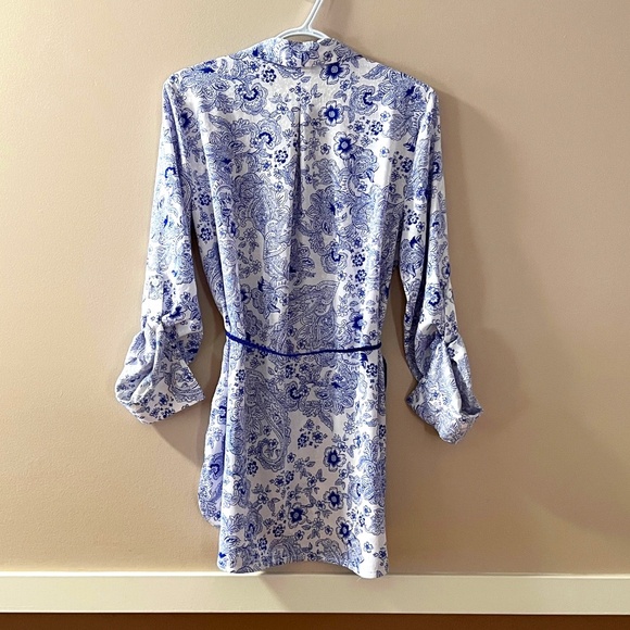 NWT Floral Paisley Print Button-Up Tunic by Laura Size 6 - Picture 2 of 8